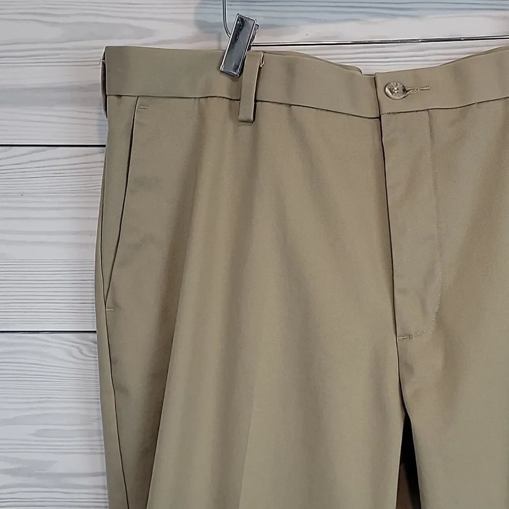 Dockers D3 classic fit tan chinos straight leg flat panel front Men's Size 40X29